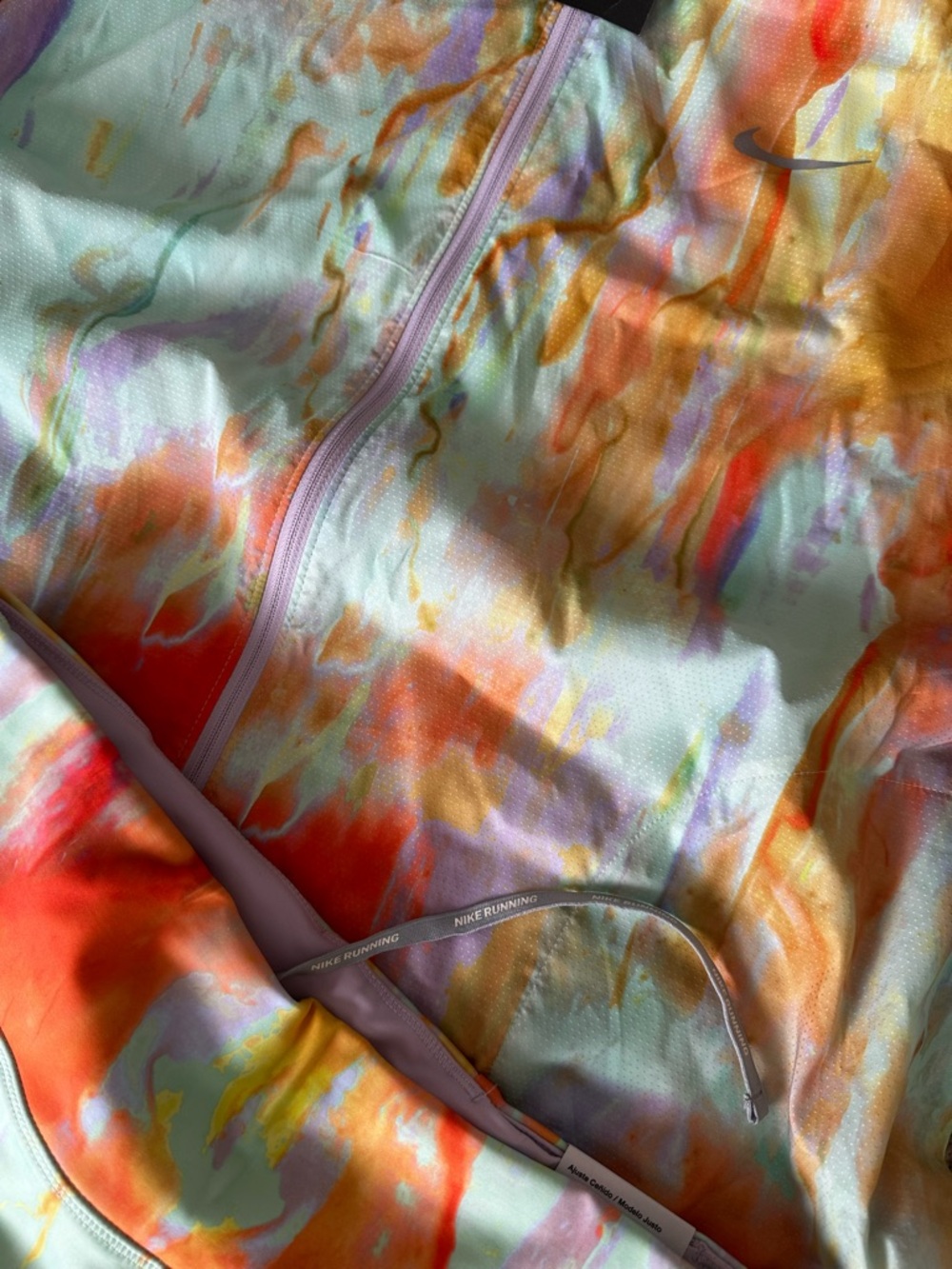 NWT Vibrant Nike Performance Running Set - Picture 8 of 8